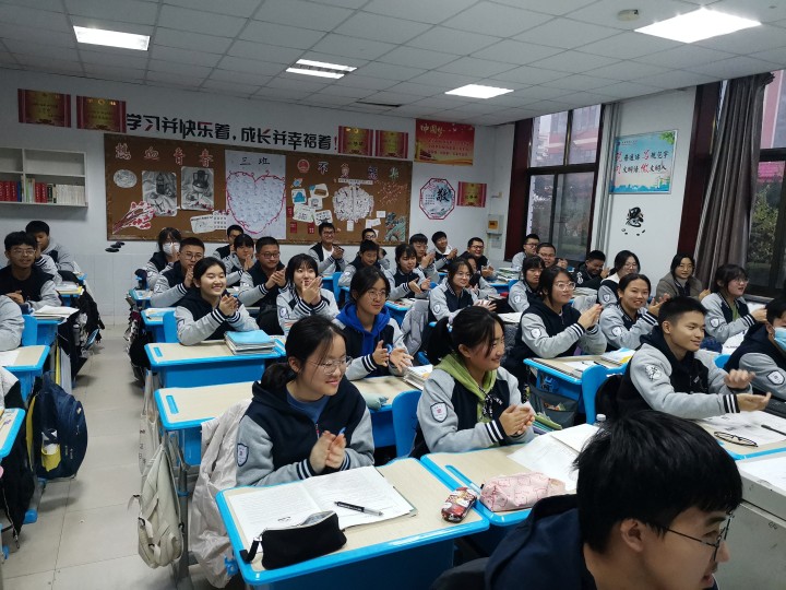 圖14.jpg
