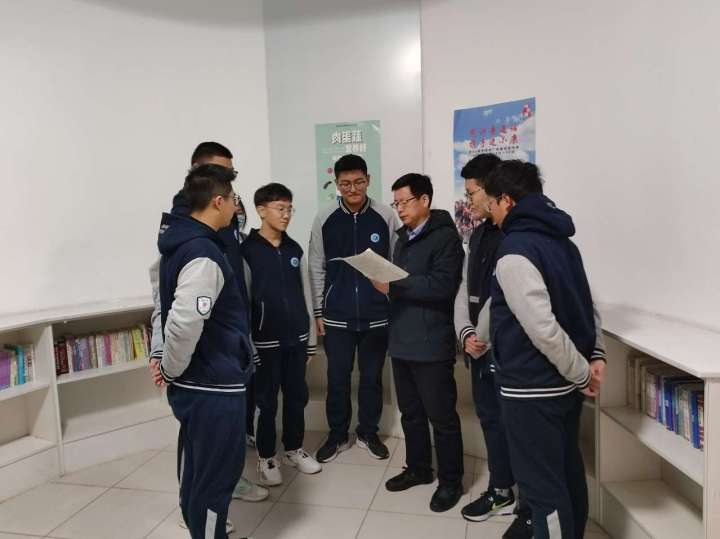 圖1.jpg